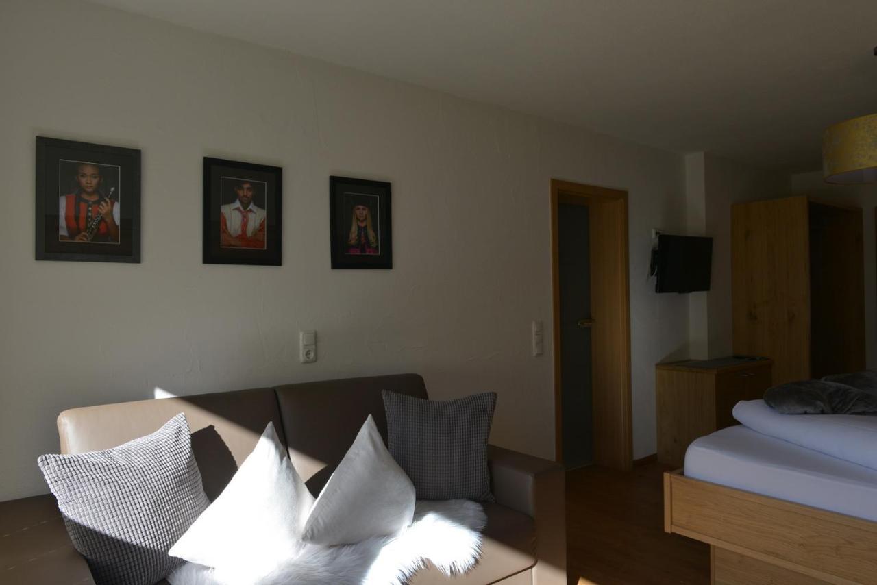 Gaestehaus Wildbach Mittelberg Exteriör bild